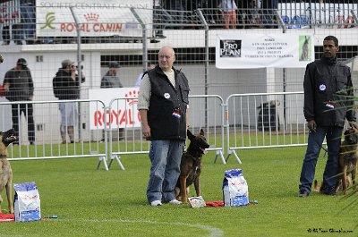 Remise des Prix 044.JPG - CHIENPLUS.COM
